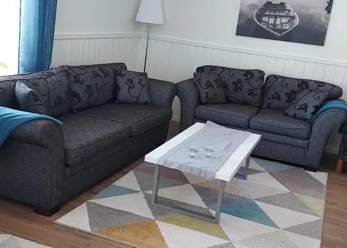 Solbakken 27 Апартаменты Lyngseidet